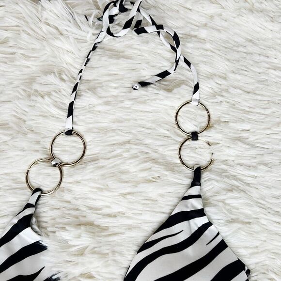 Monica Hansen Beachwear Zebra Print Triangle O-Ring Bikini Top Nwt Girl on Fire - Picture 3 of 7